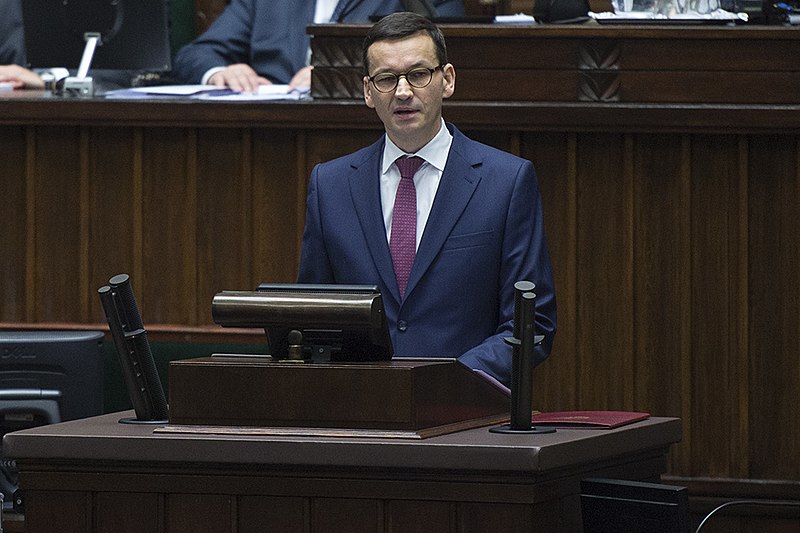 PM promises to create “great and free Poland” and calls for change to constitution