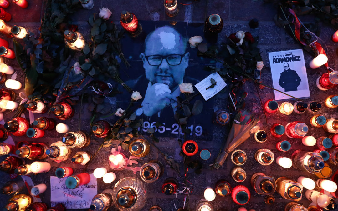 Money collected at masses for murdered Gdańsk mayor used to support Syrian families