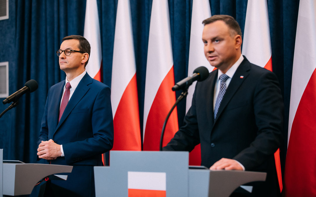 How is the coronavirus pandemic affecting Polish politics?