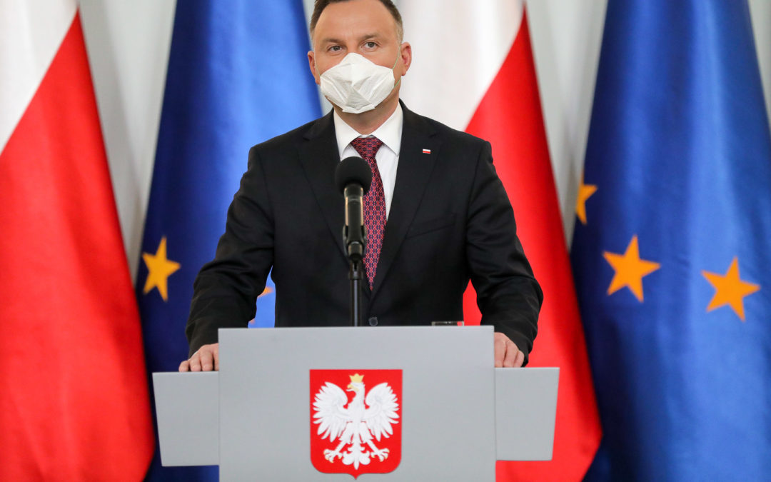 “No privatisation of healthcare while I’m in office,” pledges Polish president ahead of election