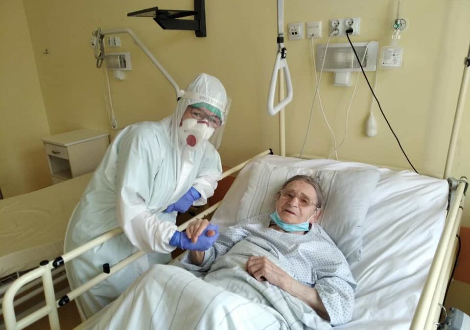 103-year-old becomes oldest person to recover from coronavirus in Poland