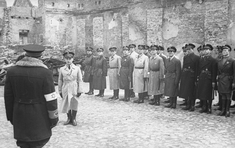 Interview: Jewish ghetto police were both “a tool and a victim of the Holocaust”