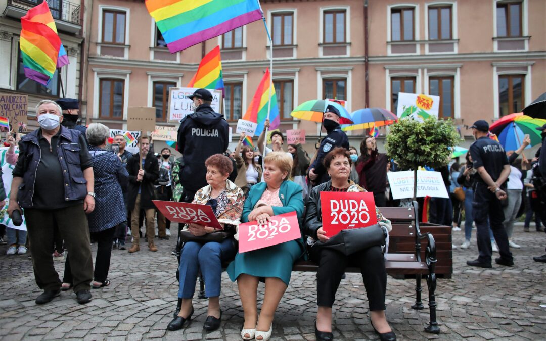 Polish president proposes constitutional ban on same-sex adoption, calling it “enslavement”