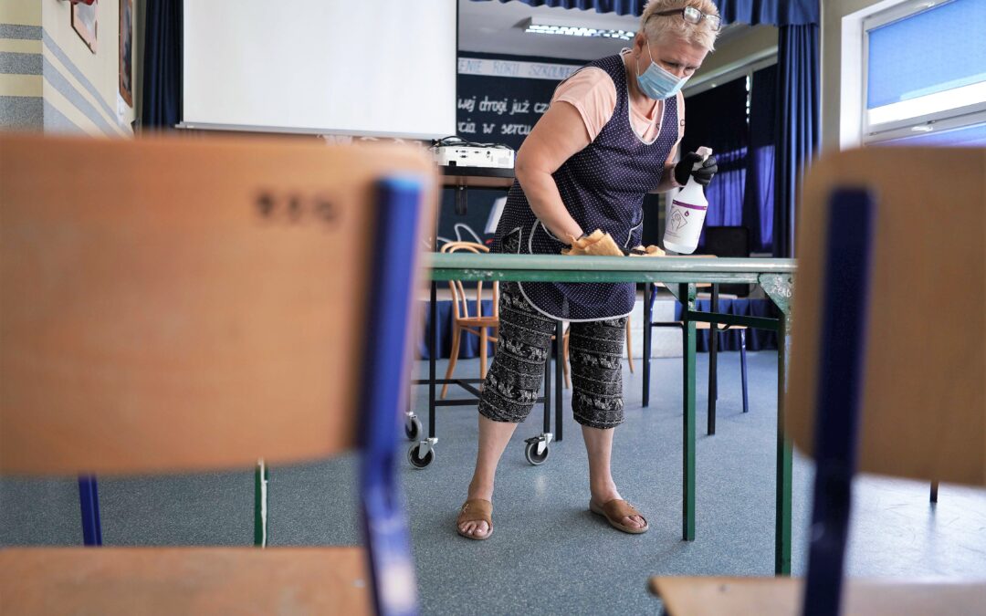 Polish government promises safe reopening of schools but teachers’ union voices concern