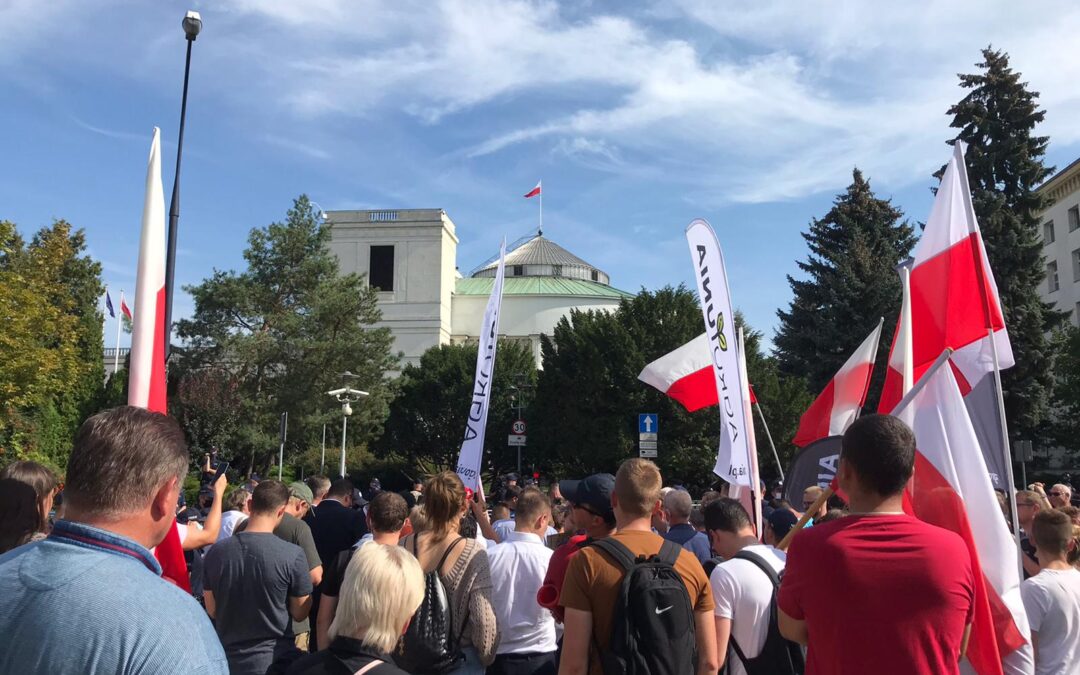 Farmers protest animal rights bill that is dividing Poland’s ruling party