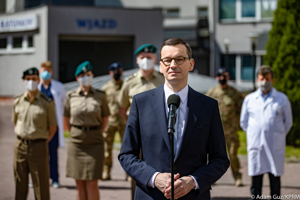 Only 19% of Poles believe government prepared well for second wave as health system struggles