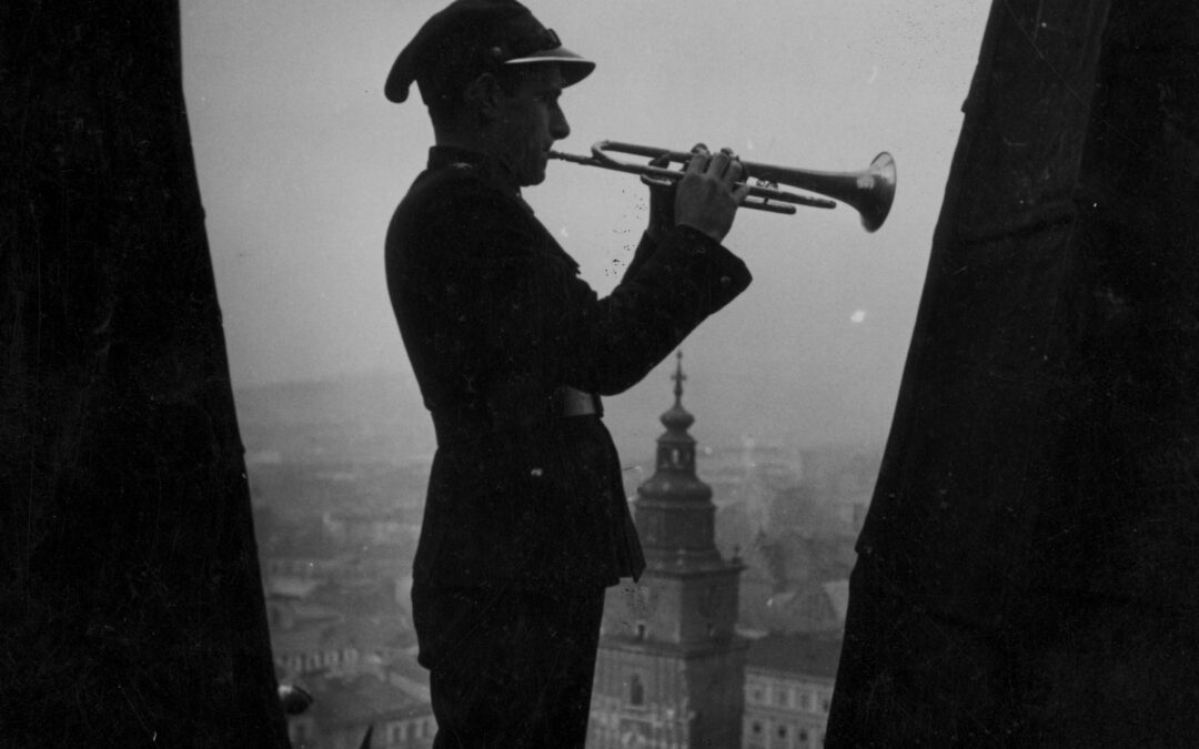 Kraków advertises for new bugler to continue 600-year-old tradition