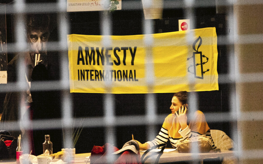 “Kiedy władza generuje nienawiść, nie możemy być bierni”: wywiad z dyrektorką Amnesty w Polsce