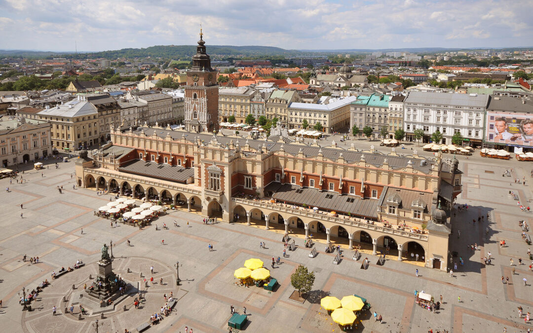 Krakow loses billions as tourist numbers halve in 2020 amid pandemic