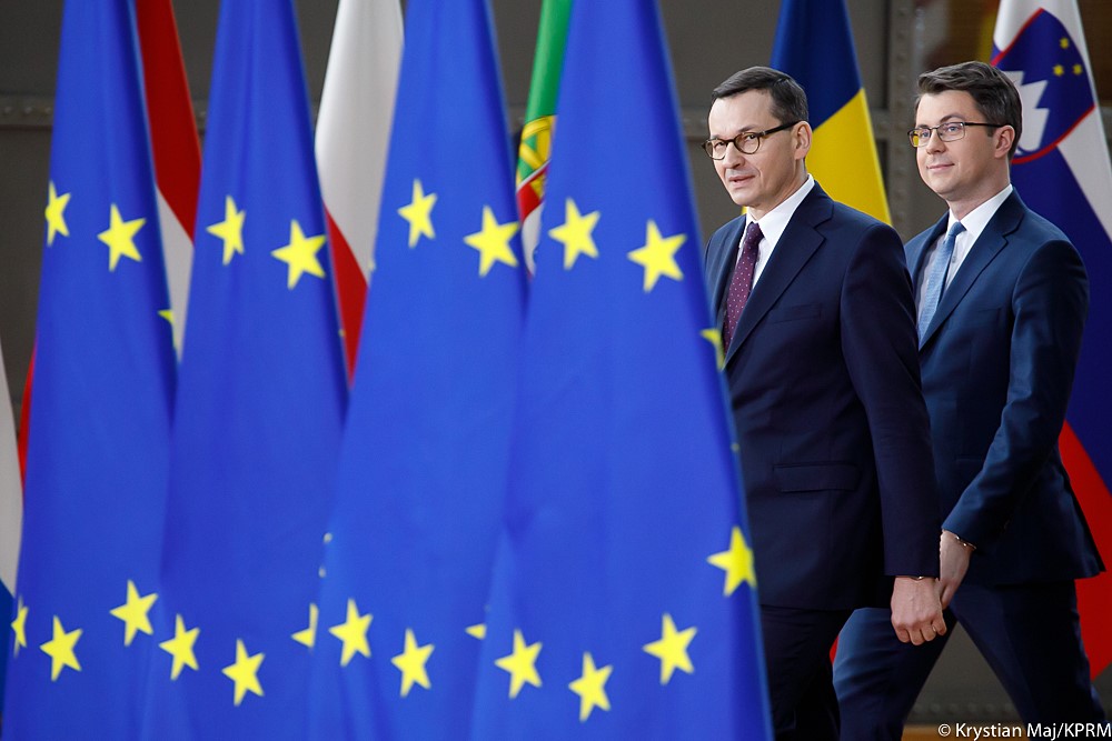 PM requests ruling on supremacy of Polish constitution over EU law