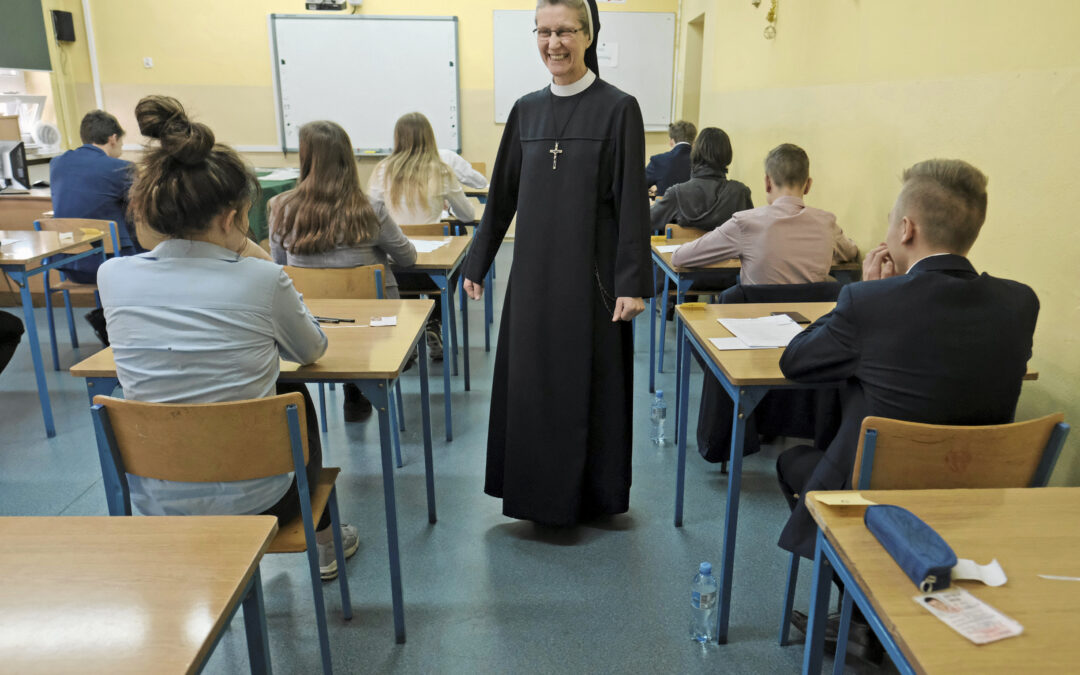 Data reveal millions spent on Catholic catechism classes by Polish municipalities