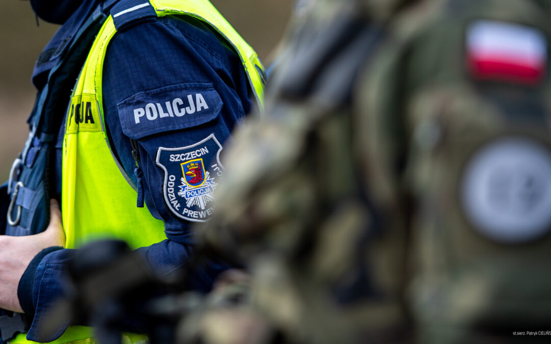 Thousands of fines for Covid violations issued in Poland over Easter as soldiers help police