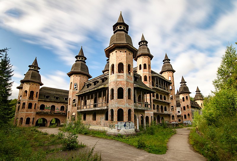 Palaces, fortresses and factories: 10 abandoned spots to visit in Poland