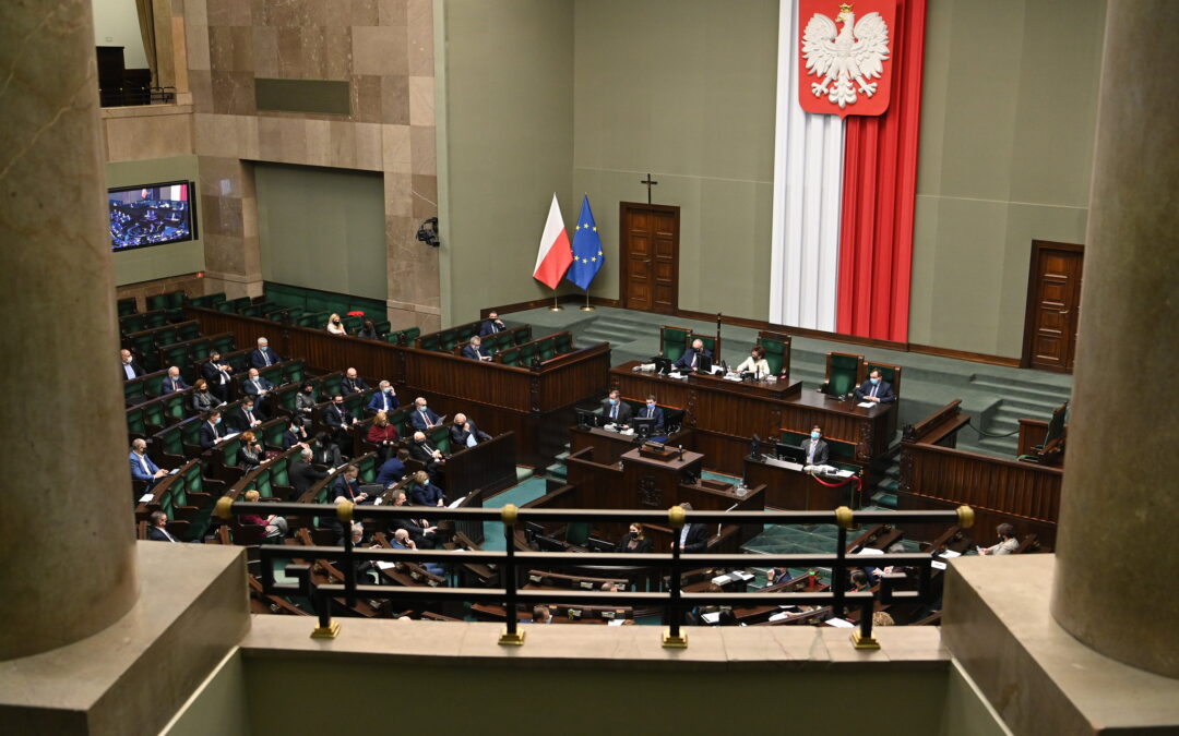 Polish parliament approves EU Covid fund amid splits in ruling coalition and opposition
