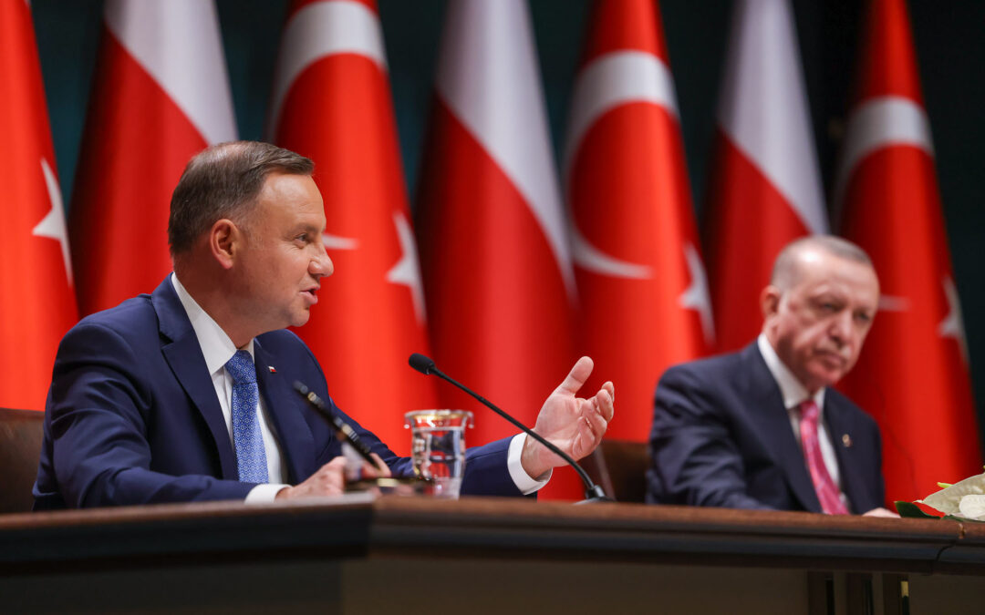 Polish president visits Turkey to seal military deals with “strongest ally” in region