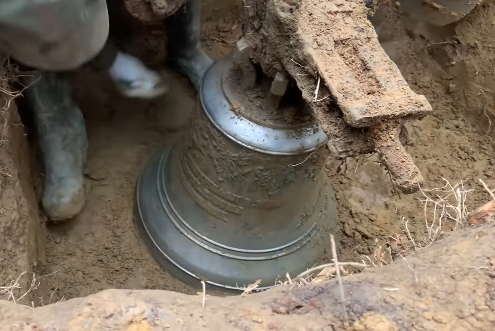 Church bell hidden from Nazis in occupied Poland dug up 80 years later