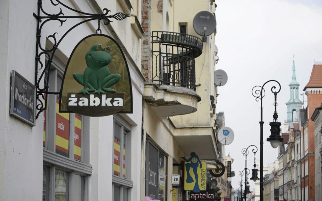The little frog that has taken over Poland’s high streets