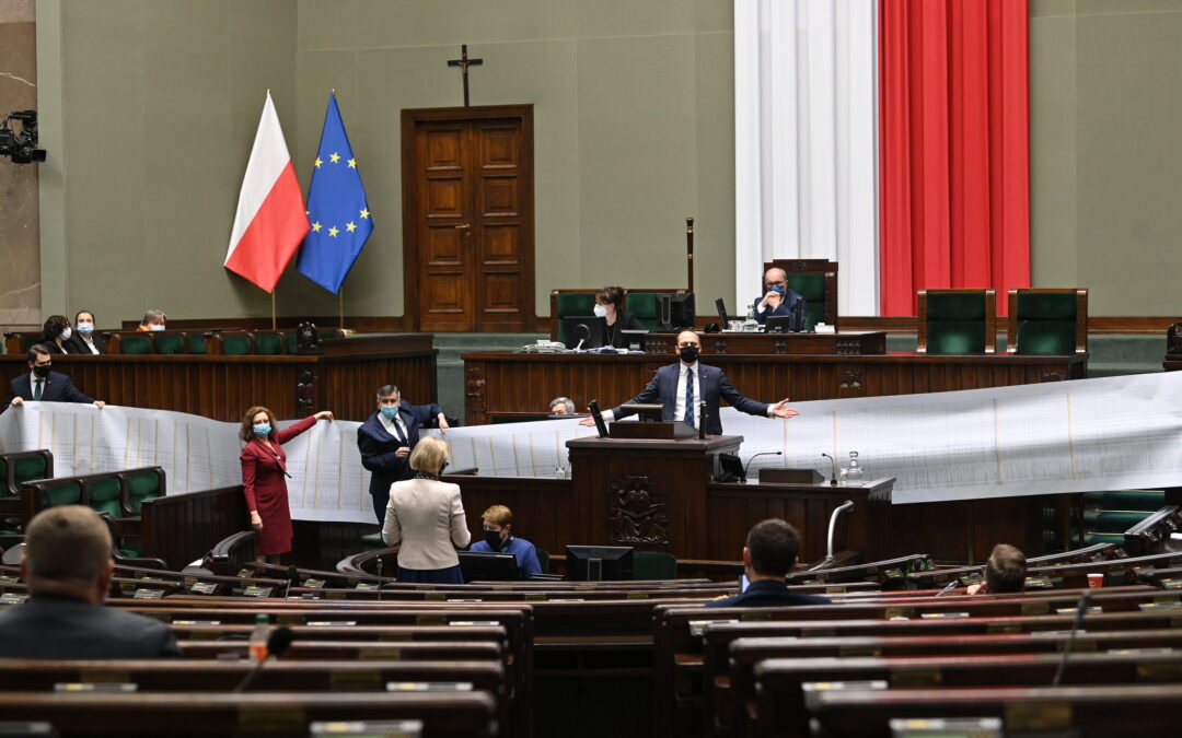 Tusk calls for removing crosses from Polish parliament and schools