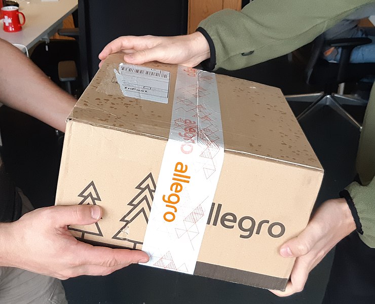 Polish e-commerce giant Allegro posts profit jump and plots international expansion