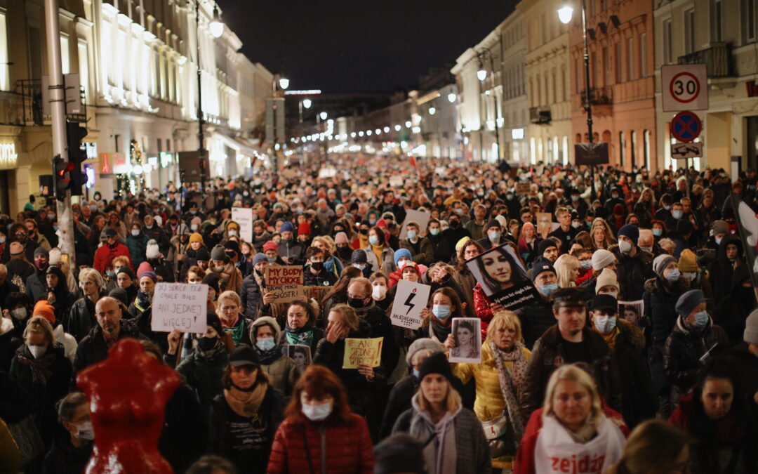 Three quarters of Poles want abortion law softened amid protests over pregnant woman’s death