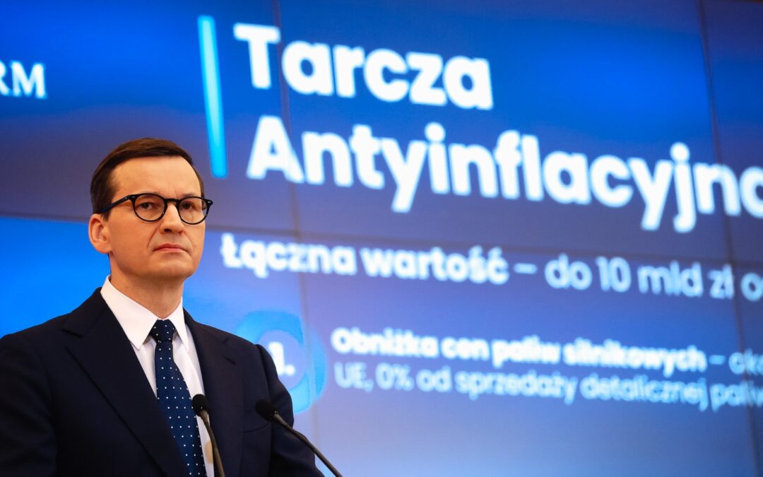 Polish government announces tax cuts to soften blow of inflation