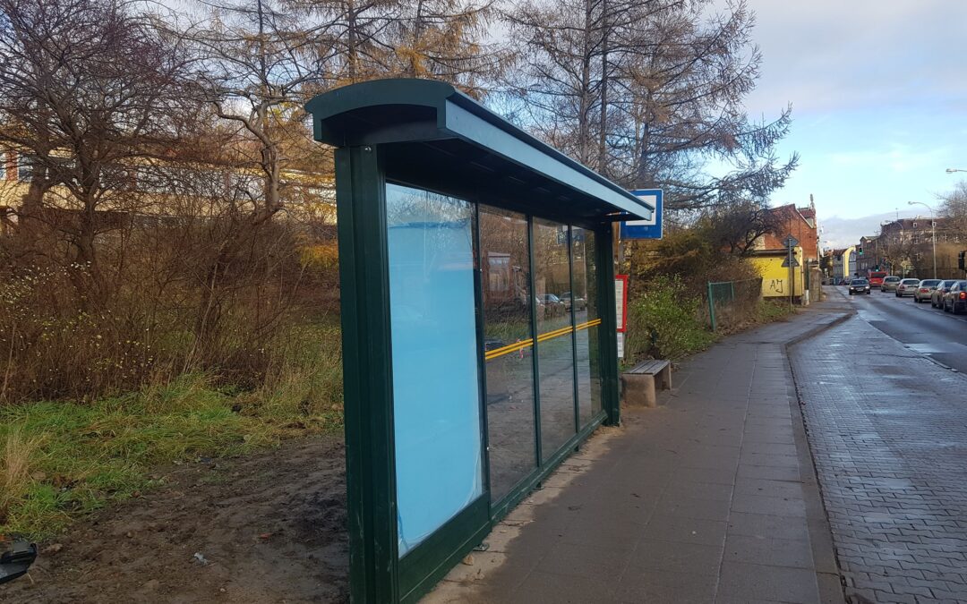 Polish city to punish officials behind bus “shelters of shame” that lack roofs and benches