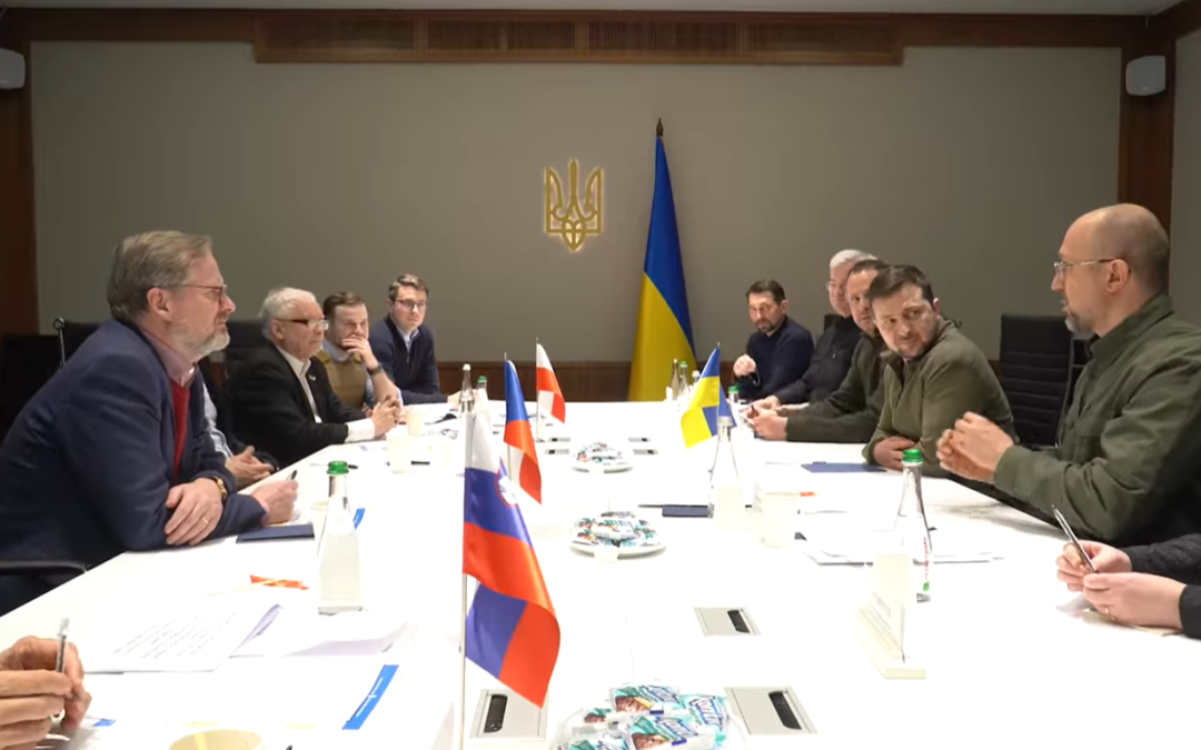 Polish, Czech and Slovenian PMs visit besieged Kyiv in show of support for Ukraine