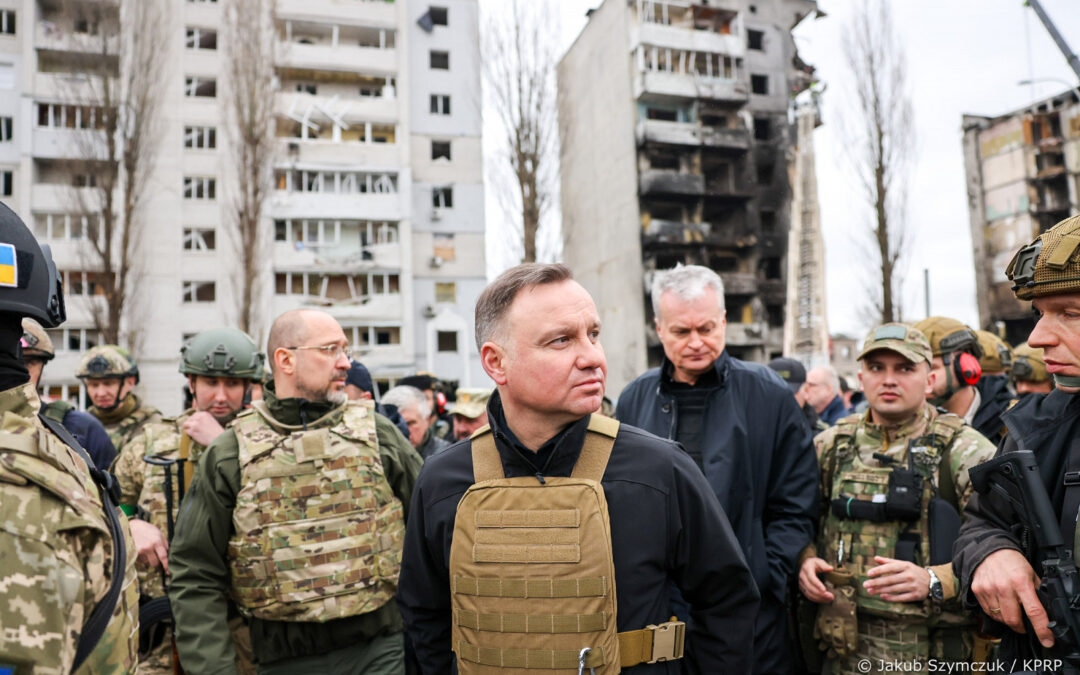 Presidents of Poland and Baltic states visit Kyiv to show support for Ukraine