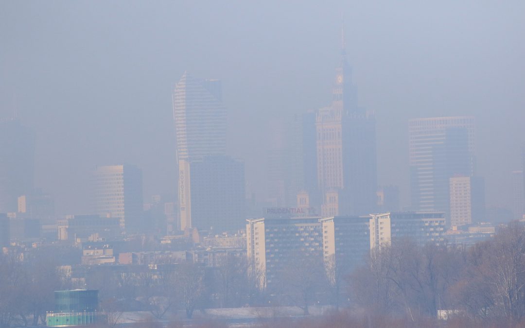 Coal burning banned in Warsaw to combat air pollution