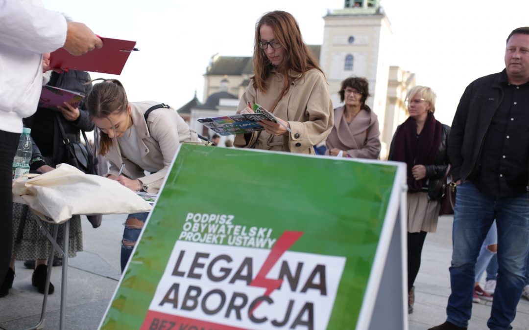 Polish parliament rejects bill to liberalise abortion law