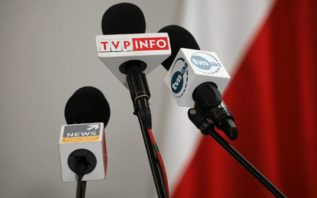 Poles’ trust in media declines, with state TV least trusted source, find Oxford report