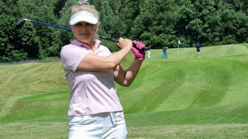 Polish ruling party suspends politician after “elite” golf course tweet
