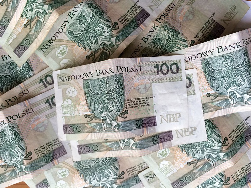 Limit on cash payments in Poland from 2024 despite criticism