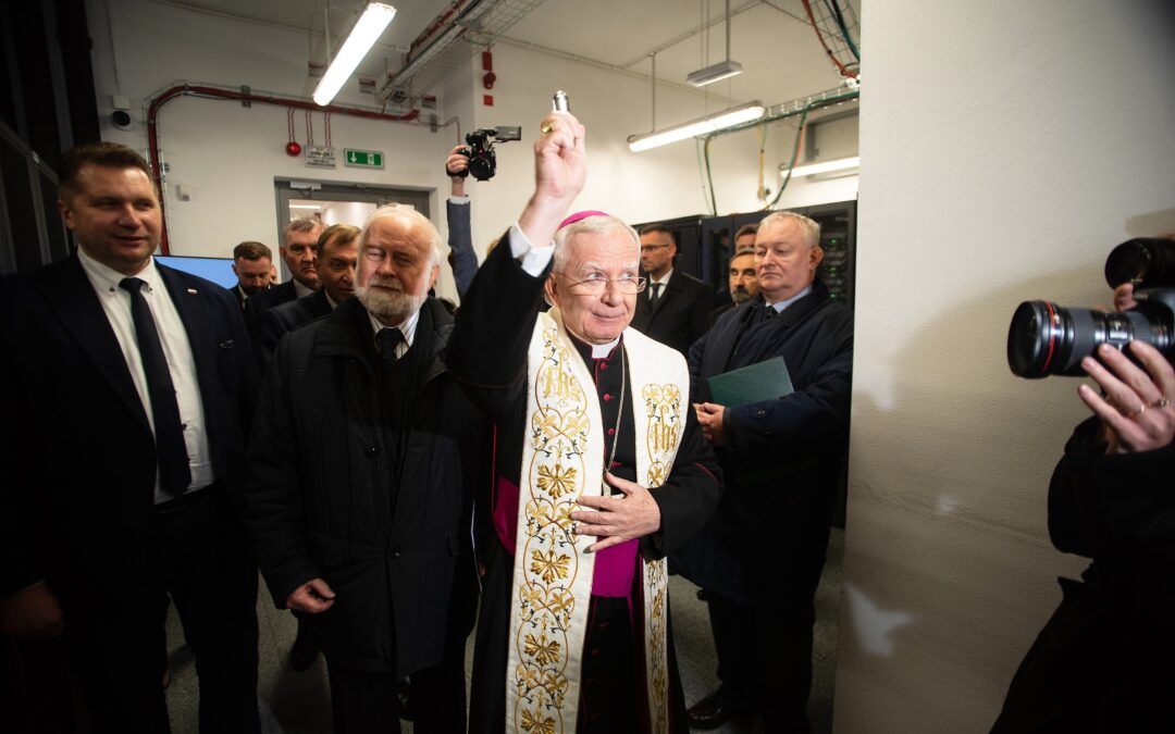 Poland’s fastest supercomputer launched with blessing from archbishop