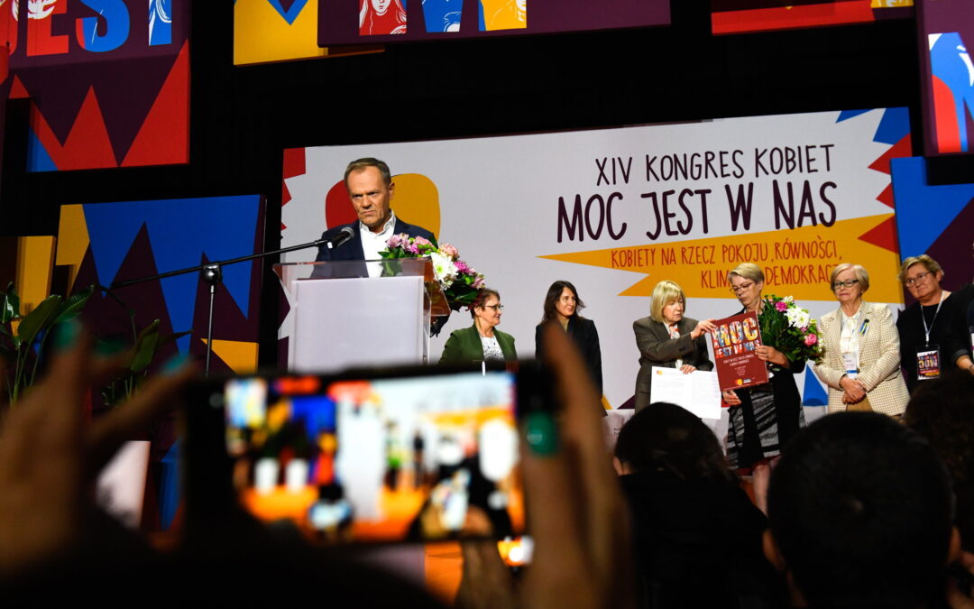 Polish opposition leader Tusk’s award at feminist congress stirs controversy