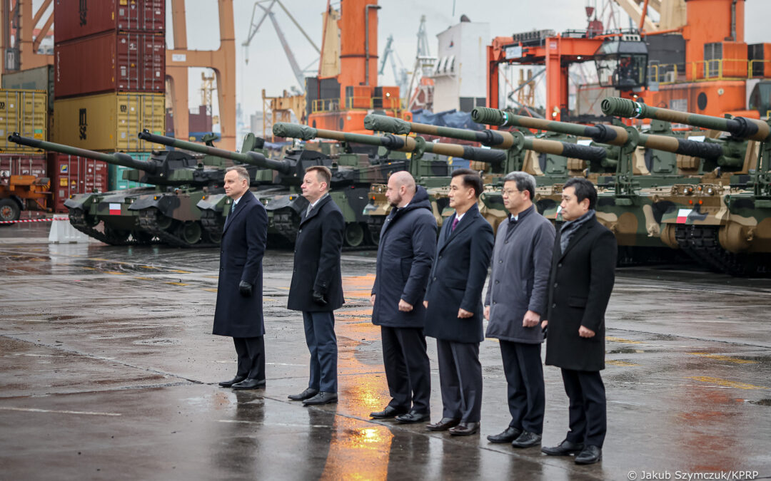 First Korean tanks and howitzers arrive in Poland