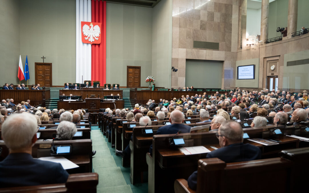 Polish parliament approves law to exempt officials from prosecution over abandoned election