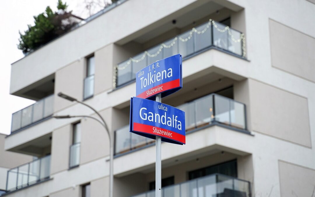 Gandalf and Tolkien Streets opened in Warsaw district nicknamed “Mordor”
