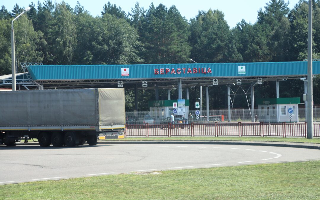 Poland closes main Belarus border crossing and prepares further sanctions for regime figures