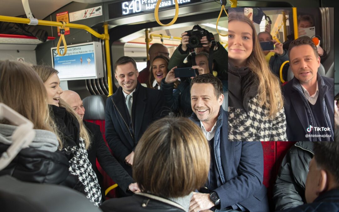 Warsaw mayor excuses pupils for being late for school in video from delayed train