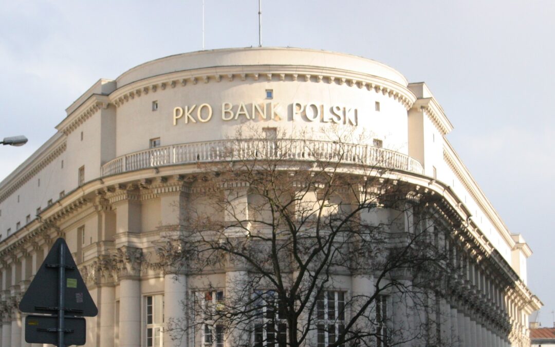 Poland’s banking sector weathers global turbulence but faces domestic challenges of its own