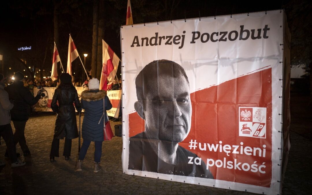 Poland sanctions 365 Belarusians and bans Belarusian and Russian trucks