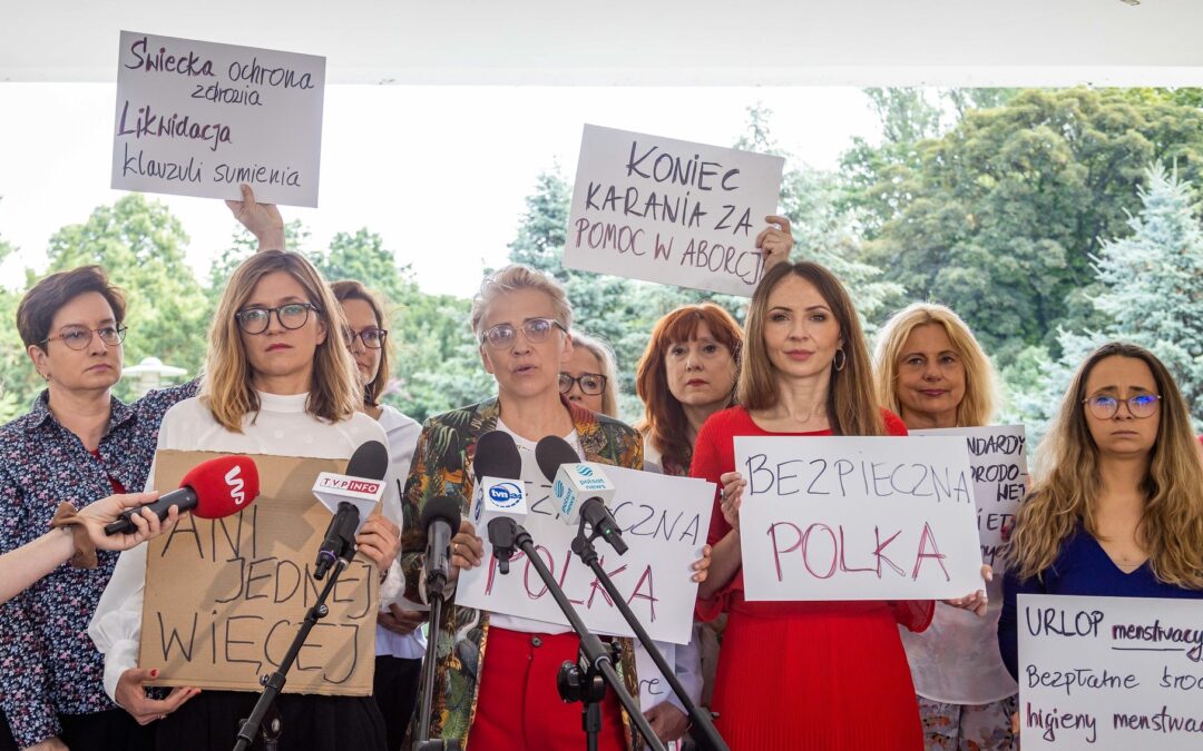 Polish Left proposes ten-point women’s rights plan