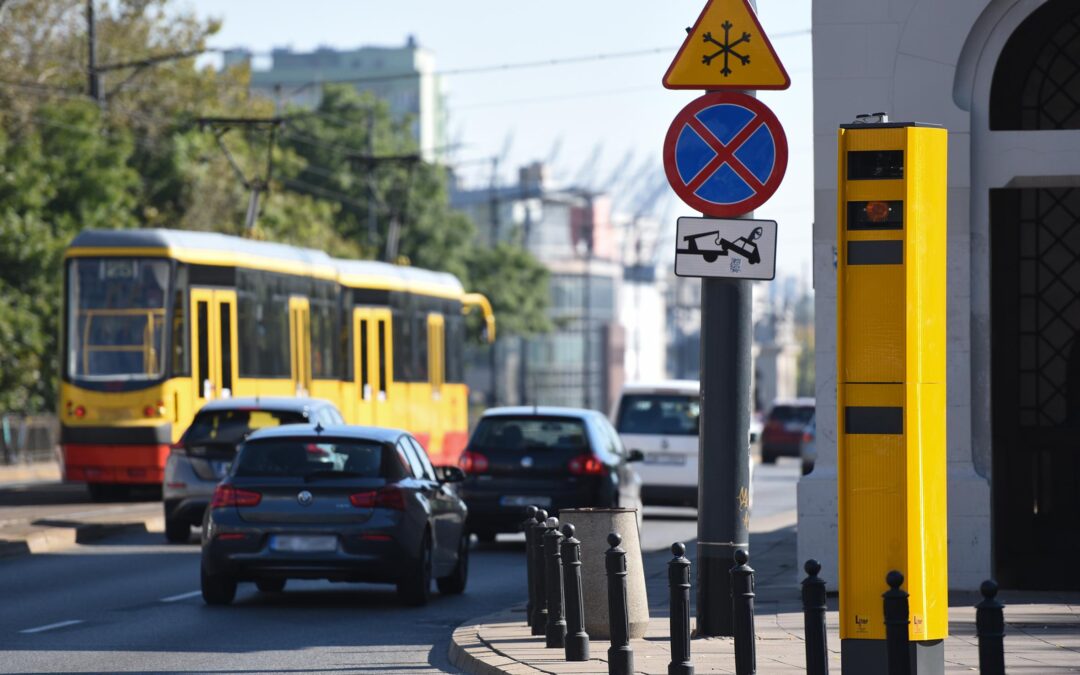 Poland wins European road safety award after deaths fall by nearly half in decade