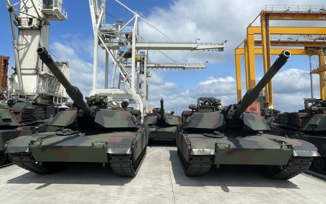Poland receives first Abrams tanks from US