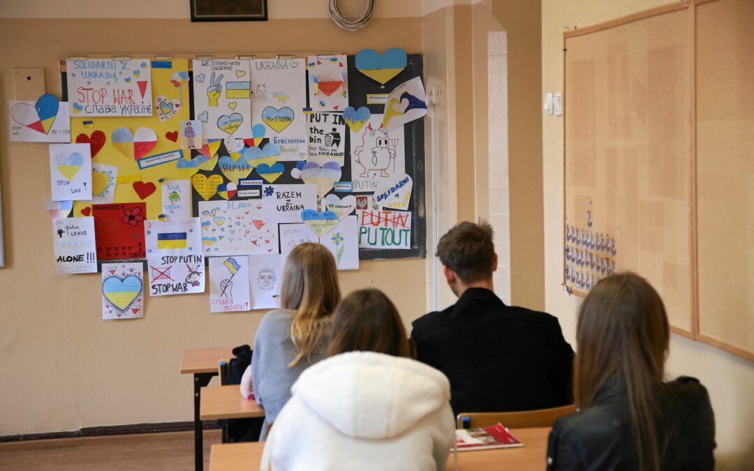 Under half of Ukrainian refugee children in Poland enrolled in locals schools, warn UN agencies