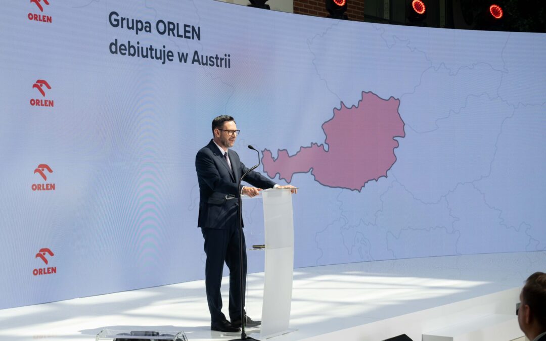 Polish state energy firm Orlen enters Austria with purchase of 266 petrol stations