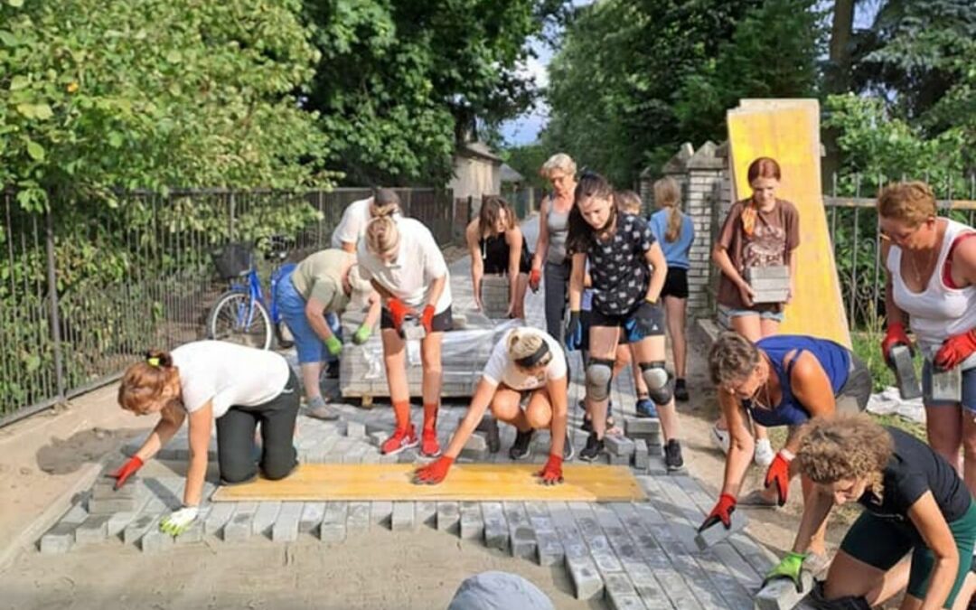 Local women take initiative and pave entire Polish village’s footpaths