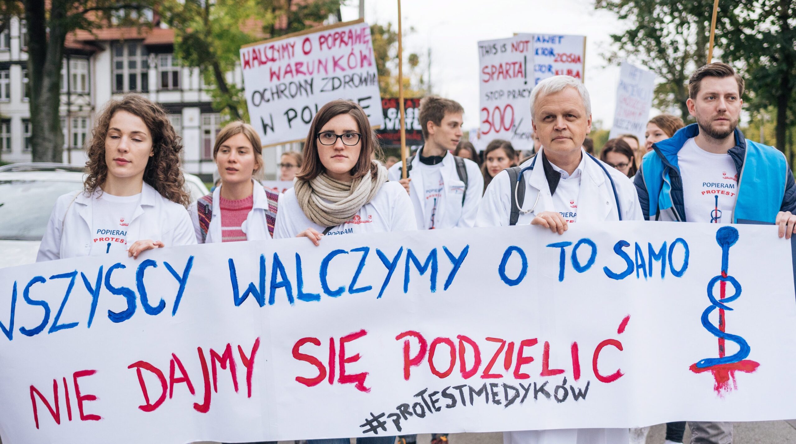 Medicii polonezi anunță un protest care va avea loc cu două săptămâni înainte de alegeri