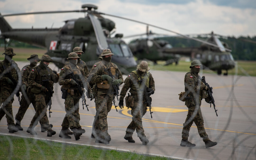 Poland increases troop numbers on Belarus border by 2,000